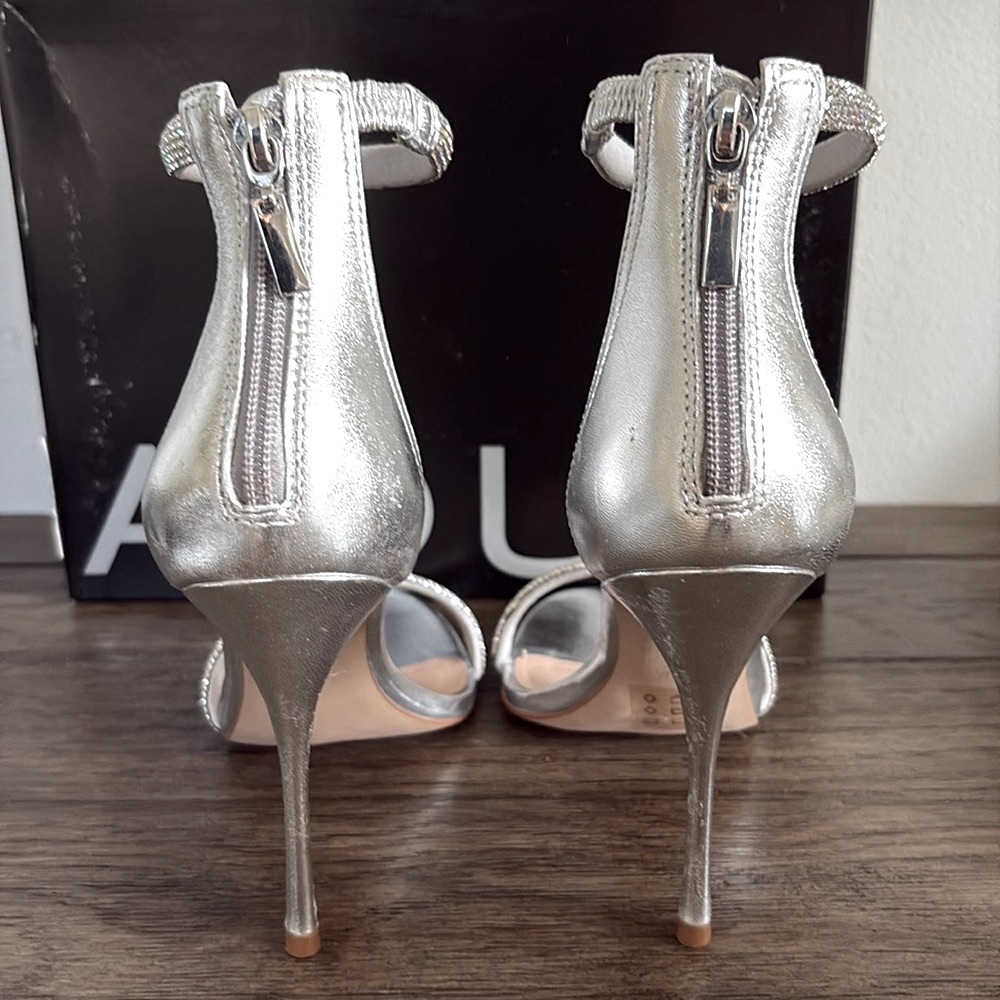 NIB [Aqua] Olivia Rhinestone Ankle Strap Silver Stiletto Heels Women's 8 or 8.5 - Picture 6 of 12